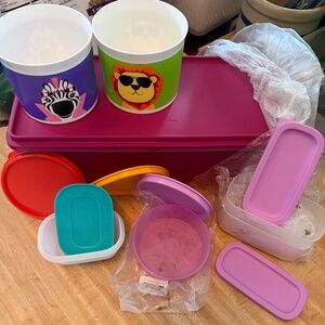 Tupperware Jumbo Bread Server Keeper Storage Container &More